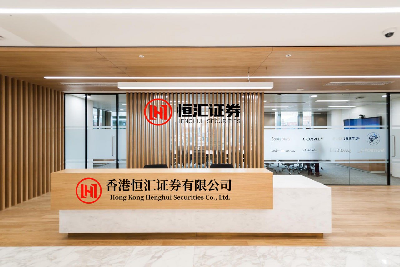 虎奔策略 男子醉酒后到足浴店按摩，对技师动手动脚还要求“特殊服务”，被拒绝后竟然......